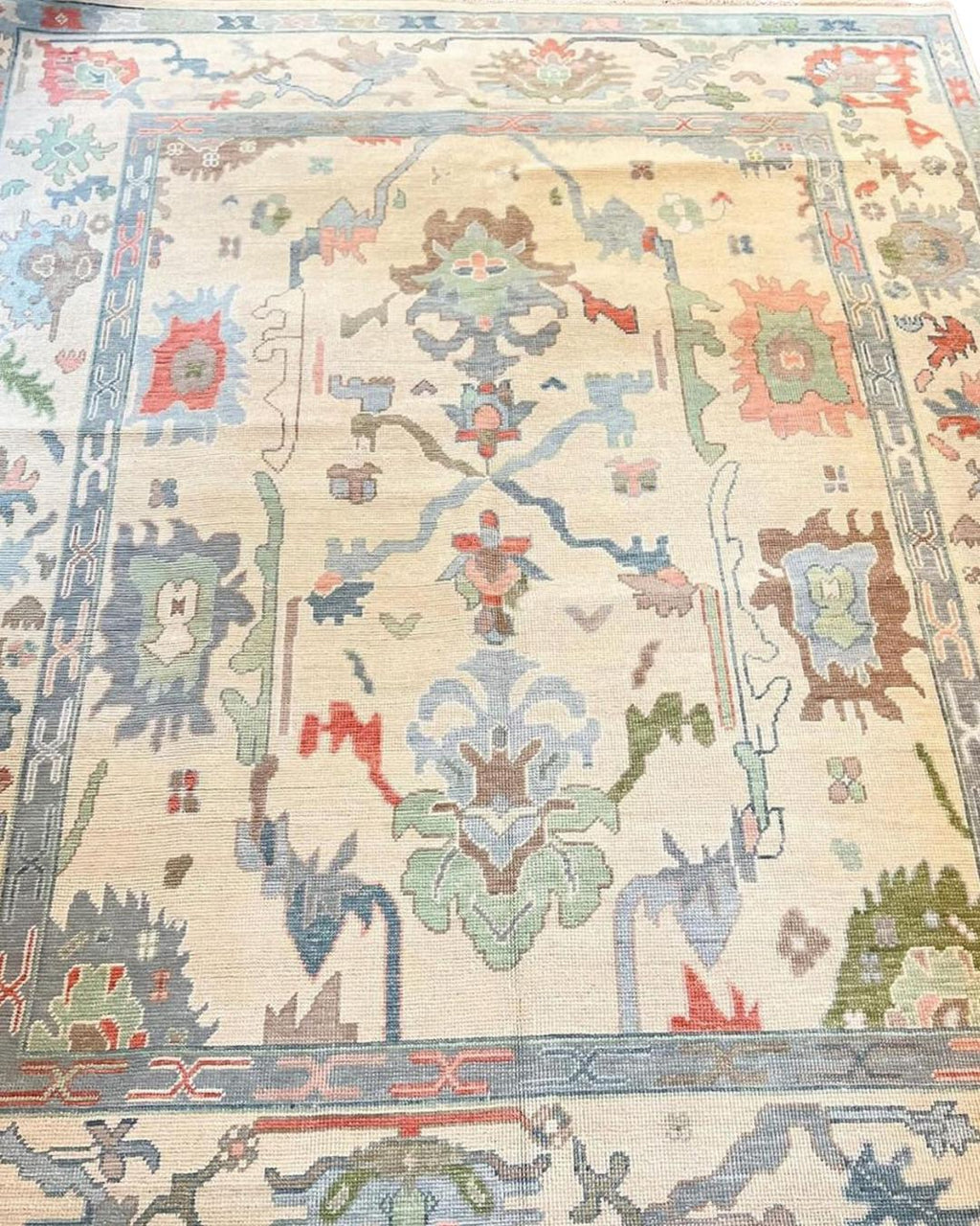 Hand Knotted White Oushak Rug - Available in 4x6, 5x8, 8x10, 9x12, 10x14 ft Handmade Rug for Living Room, Antique Style Contemporary Rug