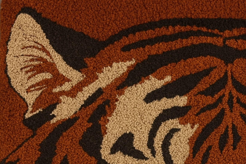 Tiger Face Tufted Rug, Handmade Wool Animal Carpet for Bedroom, Bold Jungle Theme Decor, Irregular Tiger Shaped Rug, Modern Floor Mat