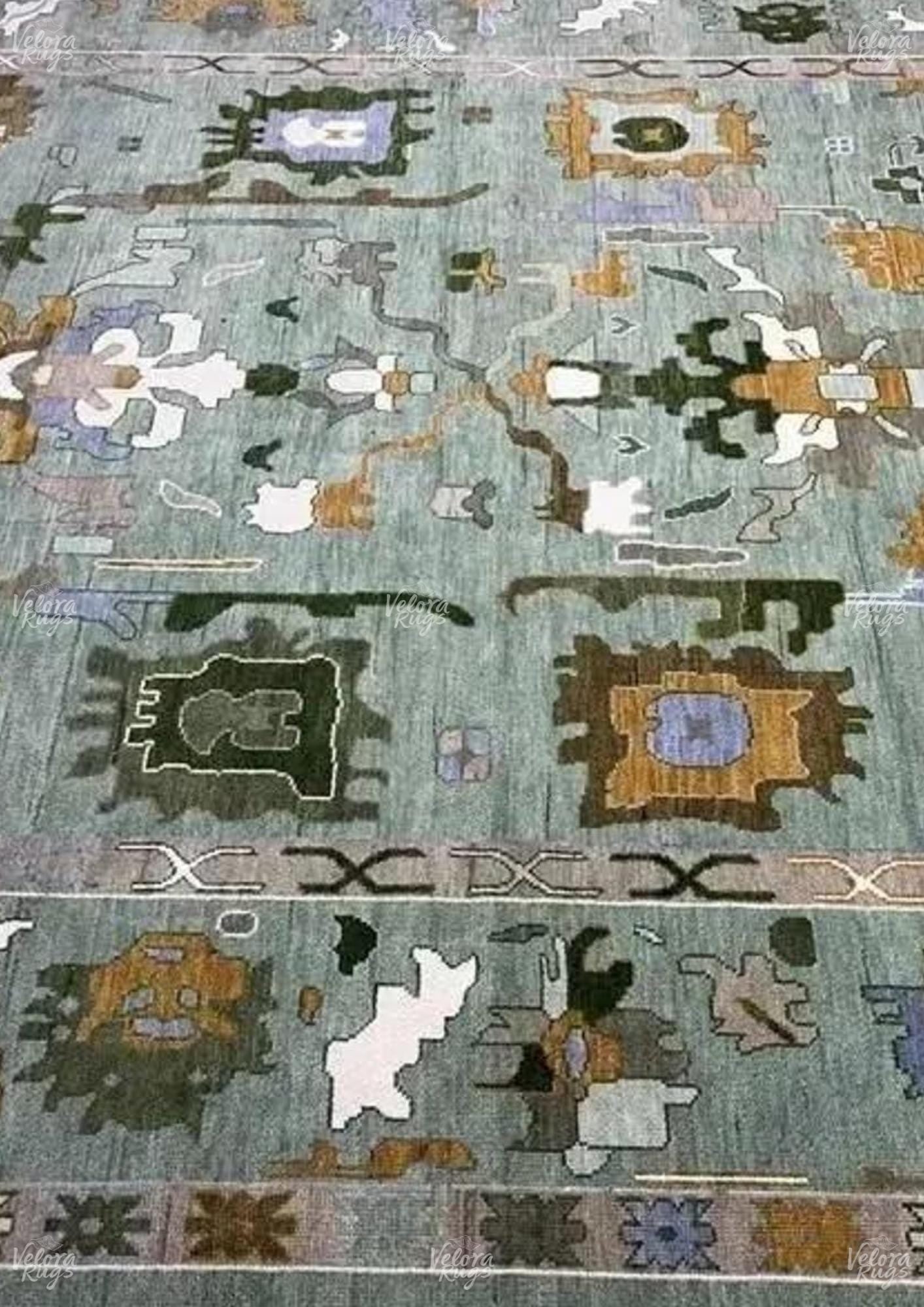 Hand-Knotted Grey Oushak Wool Rug: Contemporary Turkish Area Carpet